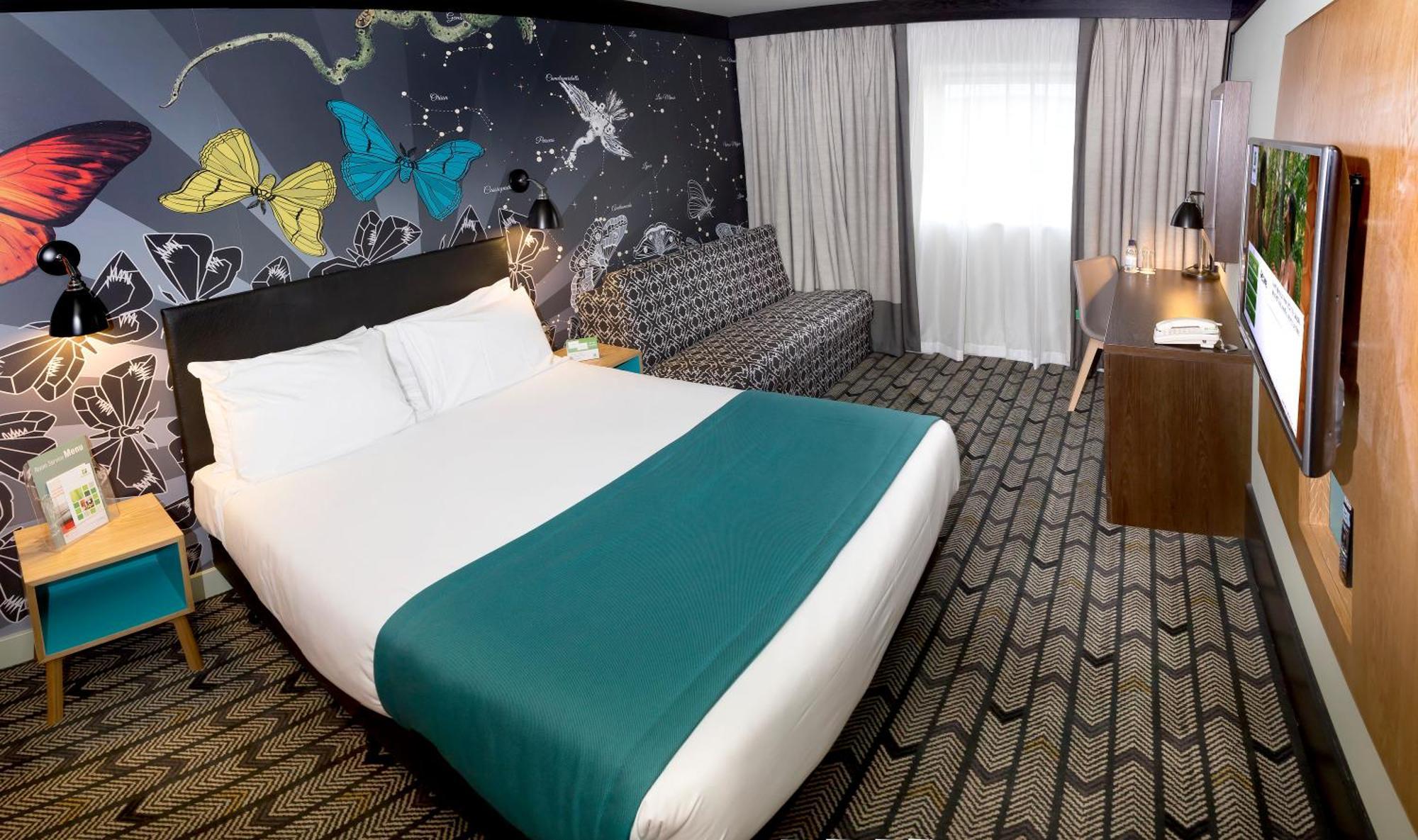 אמסבורי Holiday Inn Salisbury - Stonehenge By Ihg מראה חיצוני תמונה